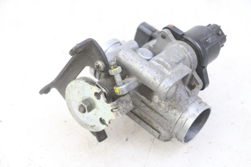 photo de WTRYSK YAMAHA X-MAX XMAX 125 (2010 - 2013) - Zoom stanu zużycia