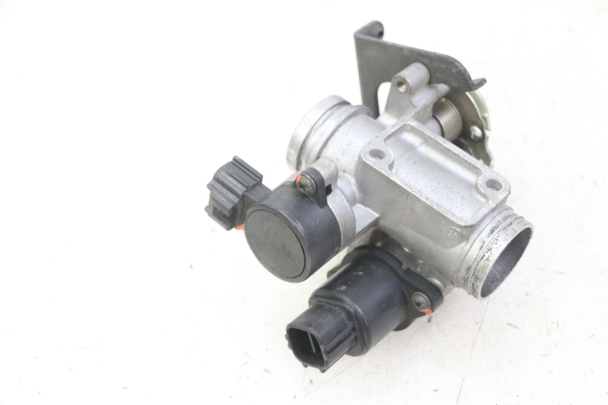 photo de WTRYSK YAMAHA X-MAX XMAX 125 (2010 - 2013) - Zbliżenie techniczne