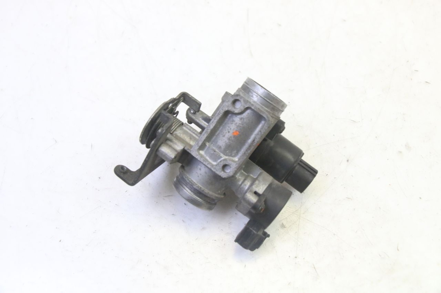 photo de WTRYSK YAMAHA X-MAX XMAX 125 (2010 - 2013) - Zbliżenie techniczne