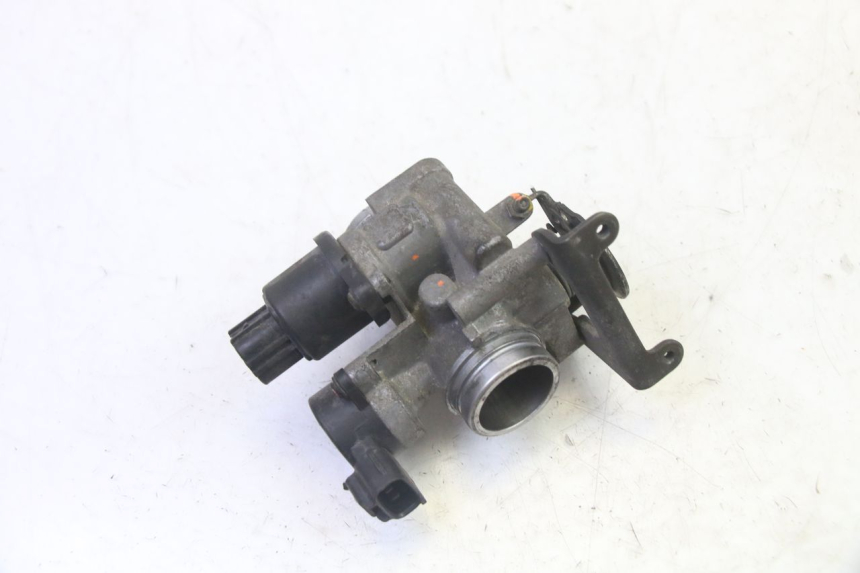 photo de WTRYSK YAMAHA X-MAX XMAX 125 (2010 - 2013) - Widok ogólny