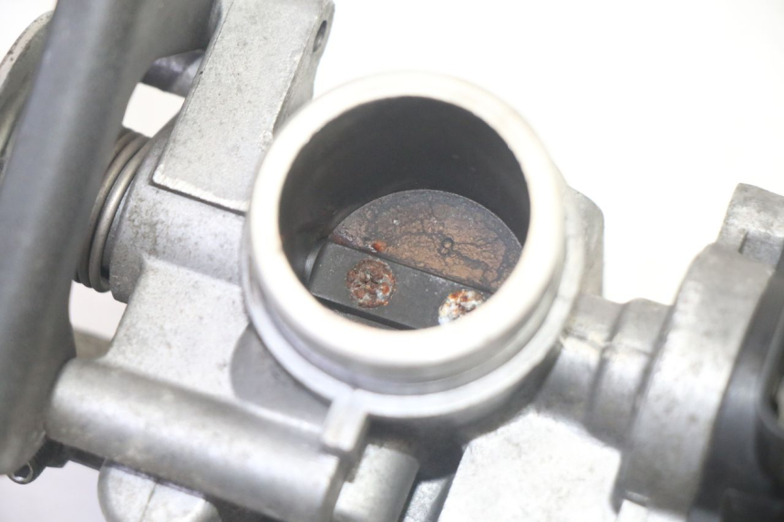 photo de WTRYSK YAMAHA X-MAX XMAX 125 (2010 - 2013) - Zoom stanu zużycia