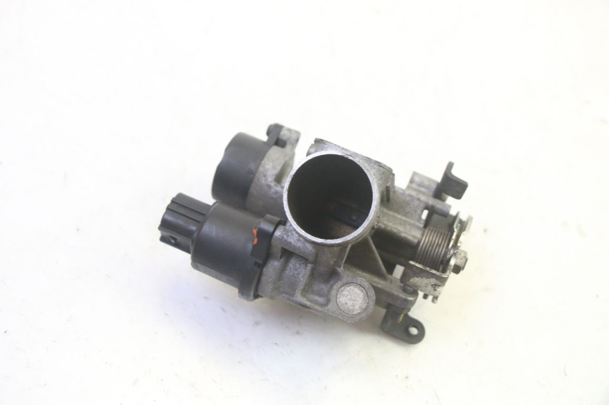 photo de WTRYSK YAMAHA X-MAX XMAX 125 (2010 - 2013) - Widok ogólny