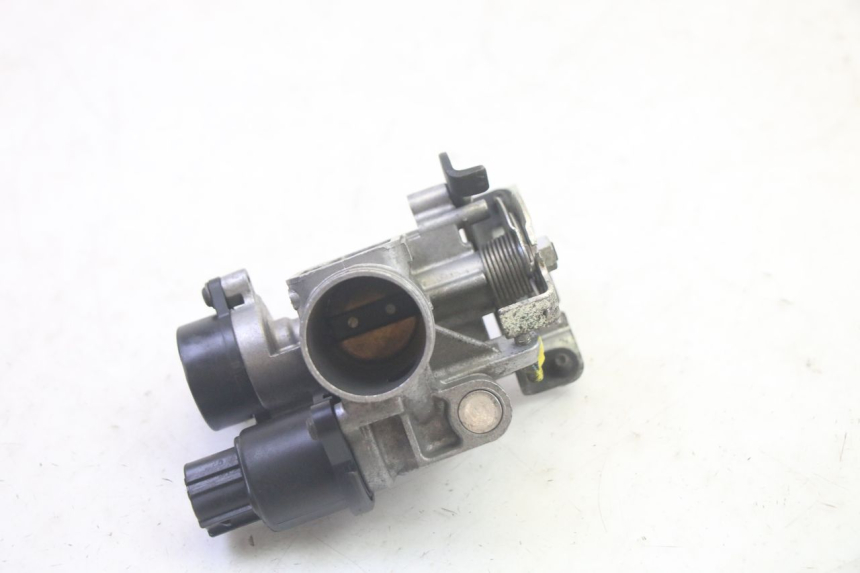 photo de WTRYSK YAMAHA XMAX X-MAX 125 (2006 - 2009) - Szczegół części