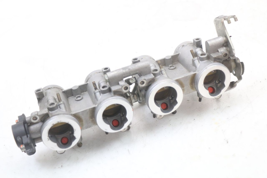 photo de WTRYSK YAMAHA XJ6 ABS 600 (2008 - 2016) - Widok główny