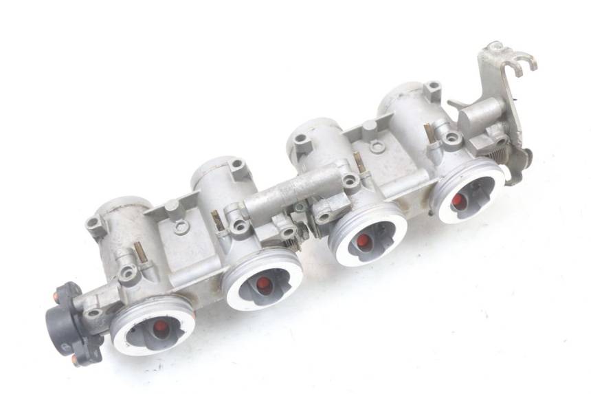 photo de WTRYSK YAMAHA XJ6 ABS 600 (2008 - 2016) - Inny kąt widzenia