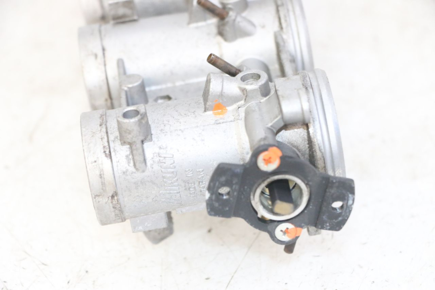 photo de WTRYSK YAMAHA XJ6 ABS 600 (2008 - 2016) - Szczegół części