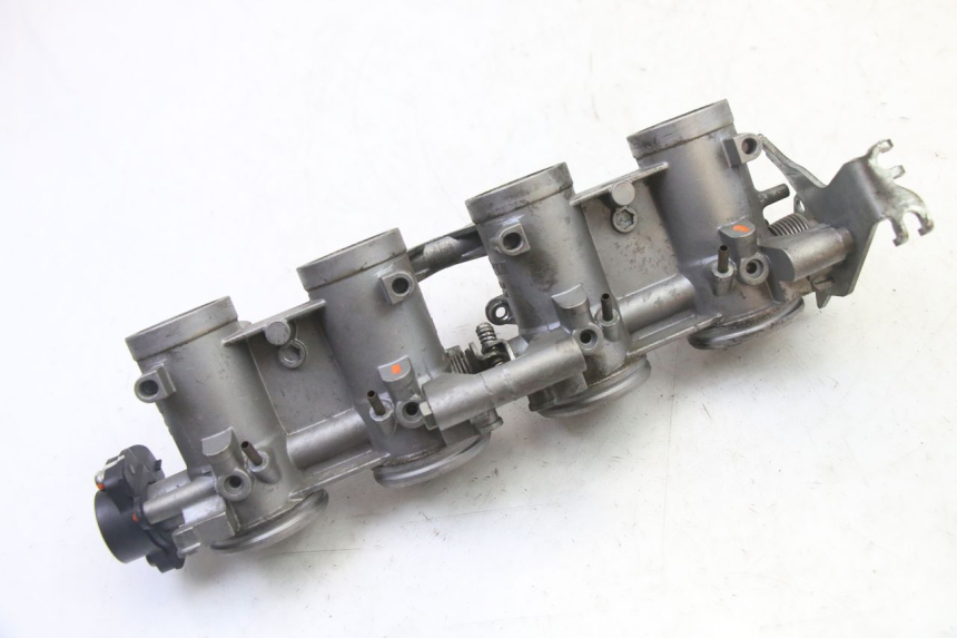 photo de WTRYSK YAMAHA XJ6 ABS 600 (2008 - 2016) - Widok produktu