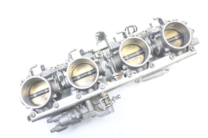 photo de WTRYSK YAMAHA FJR ABS 1300 (2006 - 2012) - Szczegół części