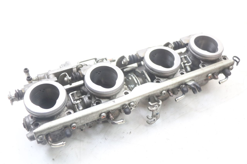 photo de WTRYSK YAMAHA FJR ABS 1300 (2006 - 2012) - Widok ogólny