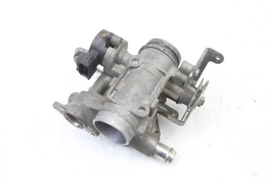 photo de WTRYSK YAMAHA X-MAX XMAX ABS 250 (2010 - 2014) - Widok ogólny