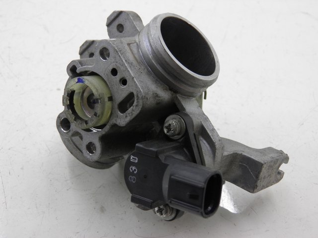 photo de WTRYSK YAMAHA YZF R 125 (2008 - 2013) - Zbliżenie techniczne