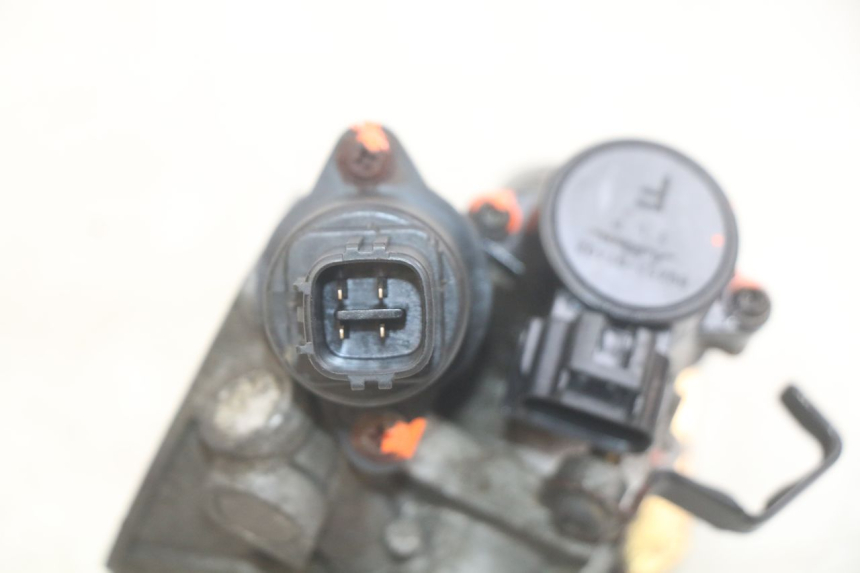 photo de WTRYSK YAMAHA YP MAJESTY 400 (2004 - 2008) - Widok produktu