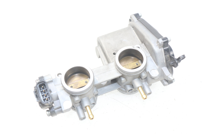 photo de WTRYSK YAMAHA YP T-MAX TMAX 530 (2017 - 2020) - Szczegół części