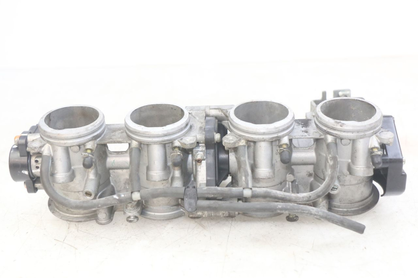 photo de WTRYSK YAMAHA YZF R1 1000 (2007 - 2008) - Zdjęcie dodatkowe