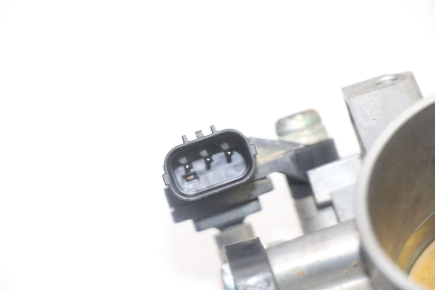 photo de WTRYSK YAMAHA YZF YZ-F 450 (2014 - 2016) - Szczegół części