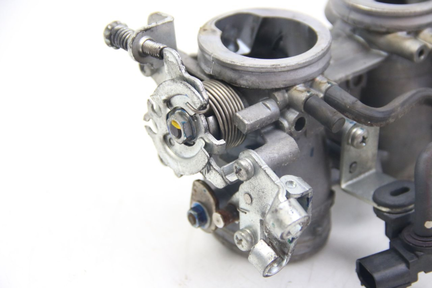 photo de WTRYSK KAWASAKI Z ABS 1000 (2014 - 2020) - Punkty mocowania