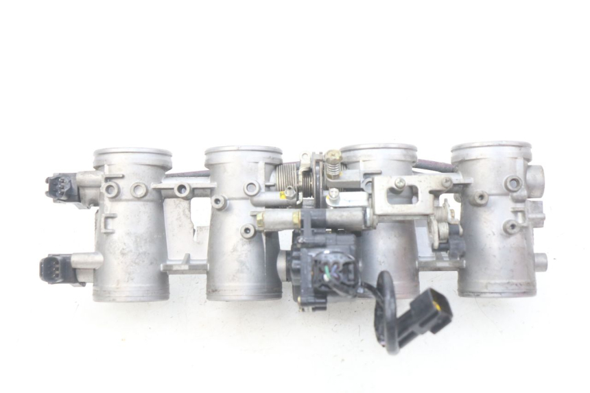 photo de WTRYSK KAWASAKI Z S 750 (2003 - 2006) - Punkty mocowania