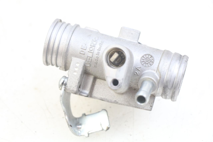 photo de WTRYSK PIAGGIO ZIP 4T 50 (2018 - 2020) - Widok główny