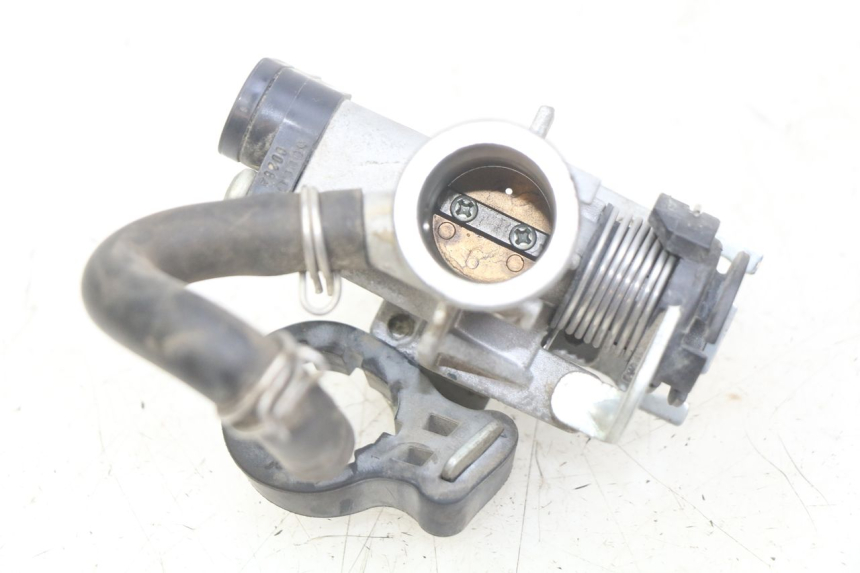 photo de WTRYSK PIAGGIO ZIP 4T 50 (2018 - 2020) - Widok główny