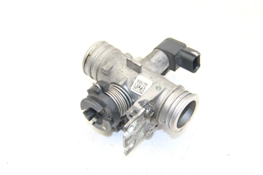 photo de WTRYSK PIAGGIO ZIP 4T 50 (2018 - 2020) - Widok główny