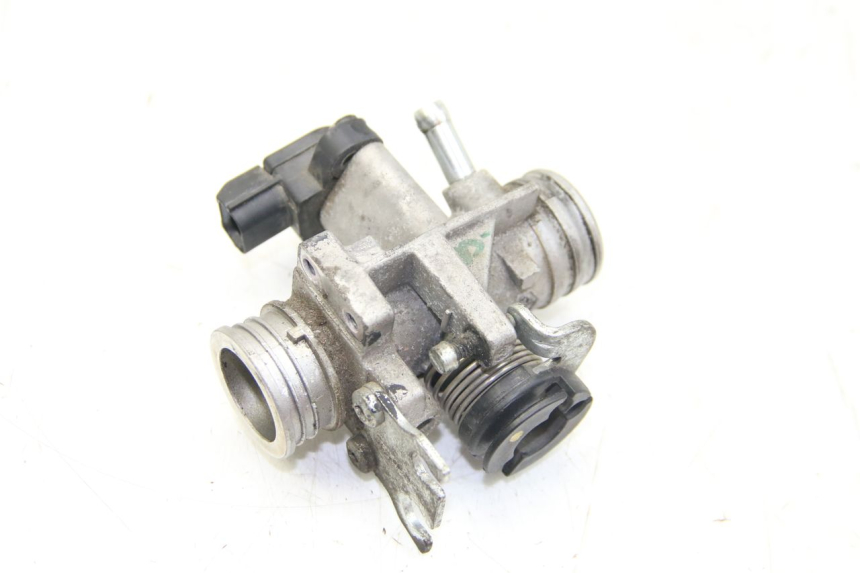 photo de WTRYSK PIAGGIO ZIP 4T 50 (2018 - 2020) - Zoom stanu zużycia