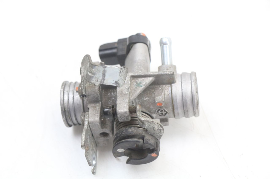 photo de WTRYSK PIAGGIO ZIP 4T 50 (2018 - 2020) - Widok ogólny