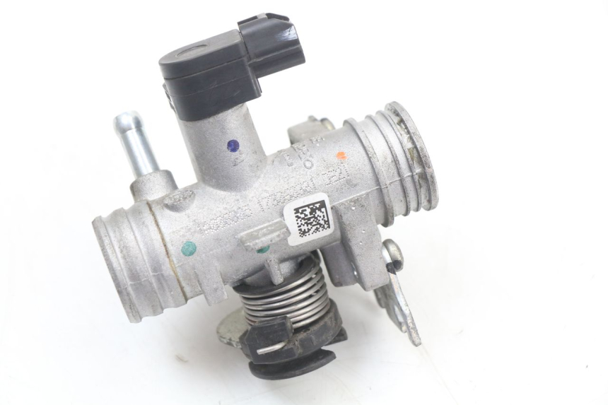 photo de WTRYSK PIAGGIO ZIP 4T 50 (2018 - 2020) - Punkty mocowania