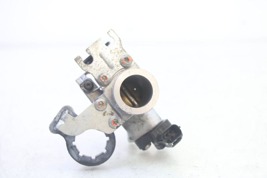 photo de WTRYSK PIAGGIO ZIP 4T 50 (2018 - 2020) - Inny kąt widzenia