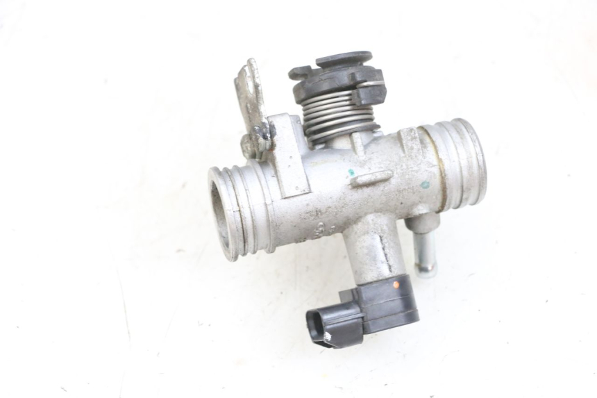 photo de WTRYSK PIAGGIO ZIP 4T 50 (2018 - 2020) - Punkty mocowania