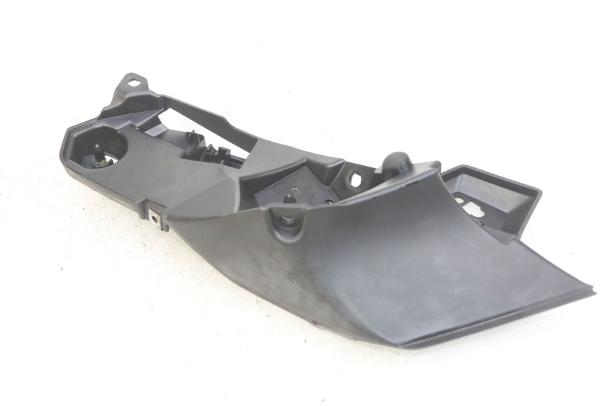 photo de WNĘTRZE GŁÓWKI WIDEŁEK PRAWEJ YAMAHA MT ABS 125 (2014 - 2018) - Inny kąt widzenia