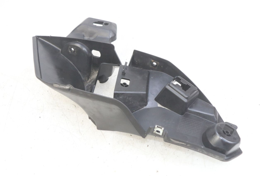 photo de WNĘTRZE GŁÓWKI WIDEŁEK PRAWEJ YAMAHA MT ABS 125 (2014 - 2018) - Widok ogólny