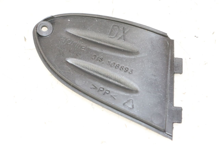 photo de WNĘTRZE GŁÓWKI WIDEŁEK PRAWEJ APRILIA SR R 2T LC 50 (2018 - 2021) - Zoom stanu zużycia