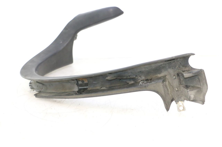photo de WNĘTRZE GŁÓWKI RAMY BMW C1 125 (2000 - 2003) - Struktura - zbliżenie