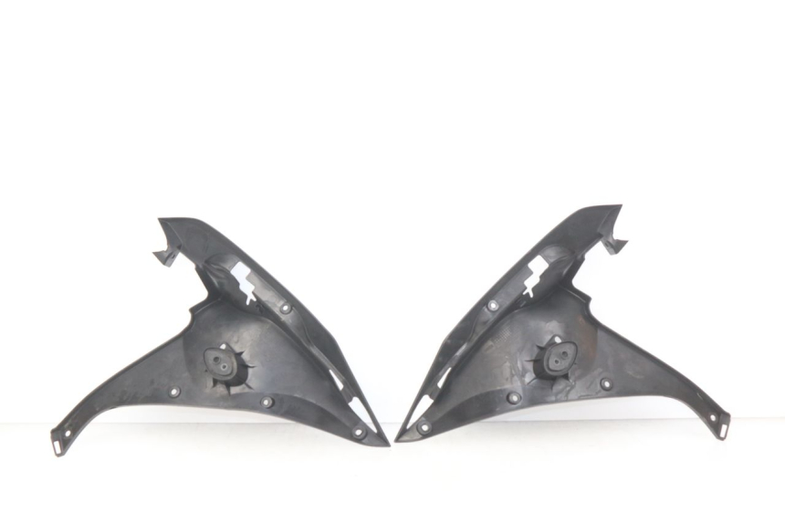 photo de WNĘTRZE GŁÓWKI RAMY HONDA CBRF CBR-F PC41 600 (2011 - 2013) - Inny kąt widzenia