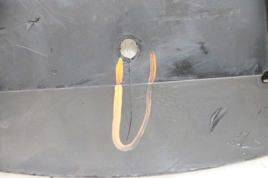 photo de WNĘTRZE GŁÓWKI RAMY KAWASAKI ZR7 ZR-7 S 750 (1999 - 2004) - Punkty mocowania