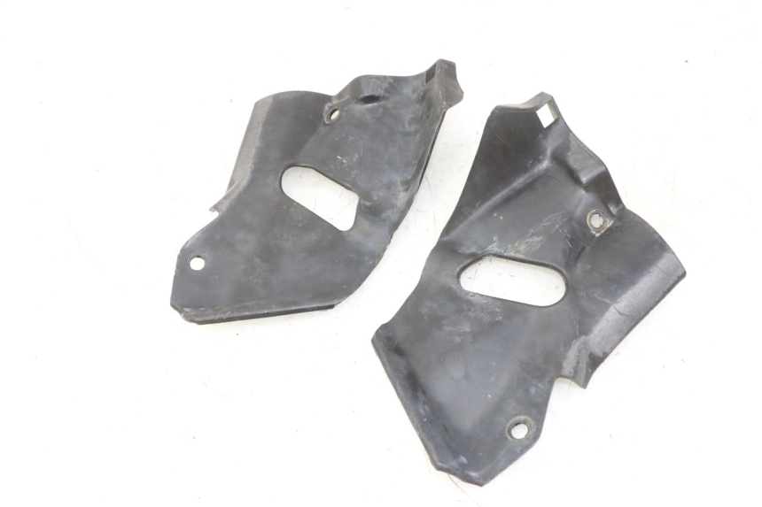 photo de WNĘTRZE GŁÓWKI RAMY TRIUMPH SPRINT 900 (1995 - 1998) - Widok główny