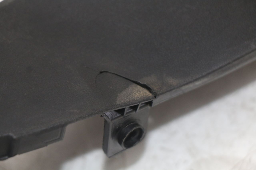 photo de WNĘTRZE GŁÓWKI RAMY SUZUKI GS F 500 (2004 - 2007) - Zbliżenie techniczne