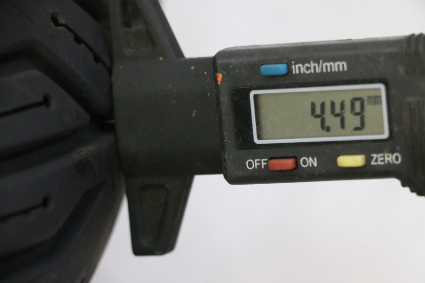 photo de OBRĘCZ TYLNA I OPONA QUADRO 4 4D 350 (2015 - 2018) - Szczegół części