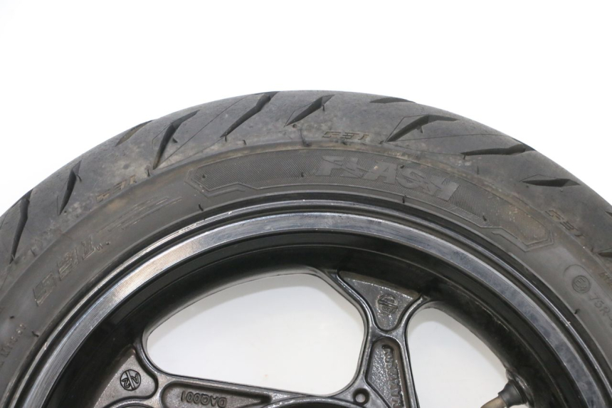 photo de OBRĘCZ TYLNA I OPONA MAG POWER BOMBERS 4T 50 (2016 - 2026) - Widok z bliska