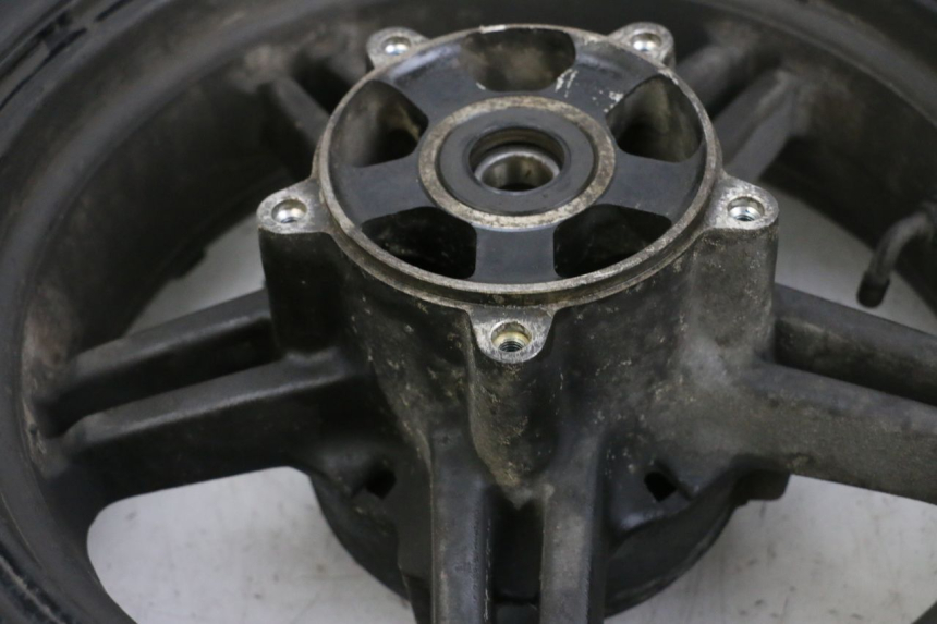 photo de OBRĘCZ TYLNA I OPONA SUZUKI BURGMAN 650 (2013 - 2020) - Inny kąt widzenia