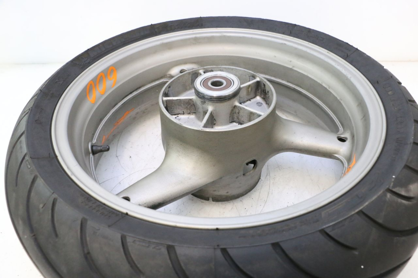 photo de OBRĘCZ TYLNA I OPONA HONDA CB F HORNET 600 (2005 - 2006) - Inny kąt widzenia