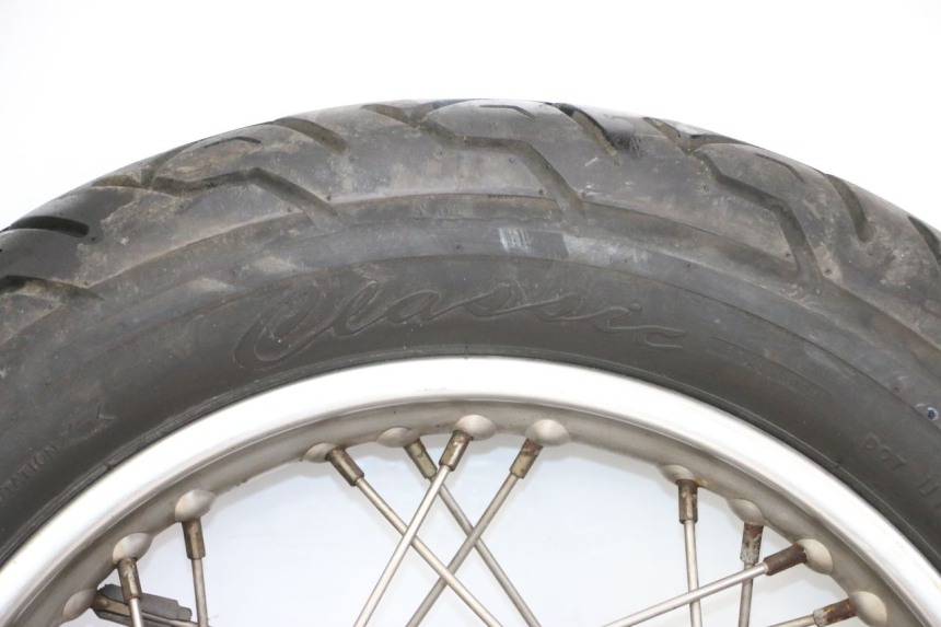 photo de OBRĘCZ TYLNA I OPONA APRILIA CLASSIC 125 (1995 - 2001) - Zoom jakości