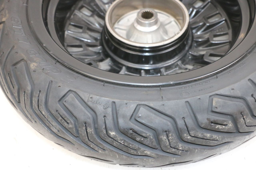 photo de OBRĘCZ TYLNA I OPONA PEUGEOT DJANGO 4T 50 (2014 - 2019) - Inny kąt widzenia