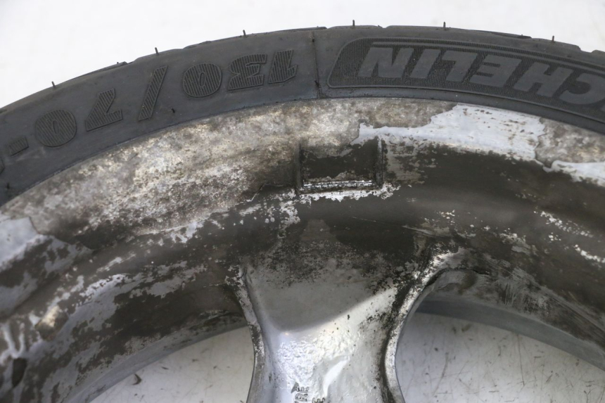 photo de OBRĘCZ TYLNA I OPONA PEUGEOT ELYSTAR 125 (2002 - 2007) - Oznaczenia i referencje