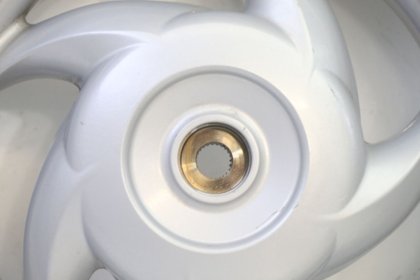 photo de OBRĘCZ TYLNA I OPONA PIAGGIO FLY 2T 50 (2004 - 2017) - Zbliżenie techniczne