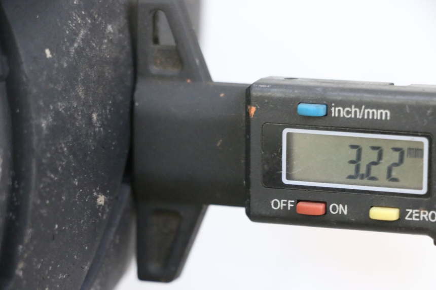 photo de OBRĘCZ TYLNA I OPONA PIAGGIO FLY 4T 50 (2013 - 2017) - Szczegół części