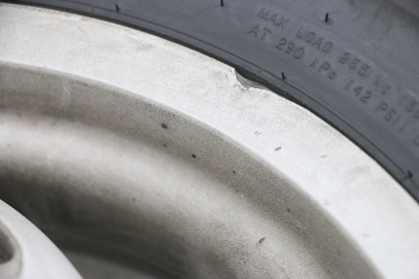 photo de OBRĘCZ TYLNA I OPONA PIAGGIO FLY 4T 50 (2013 - 2017) - Punkty mocowania