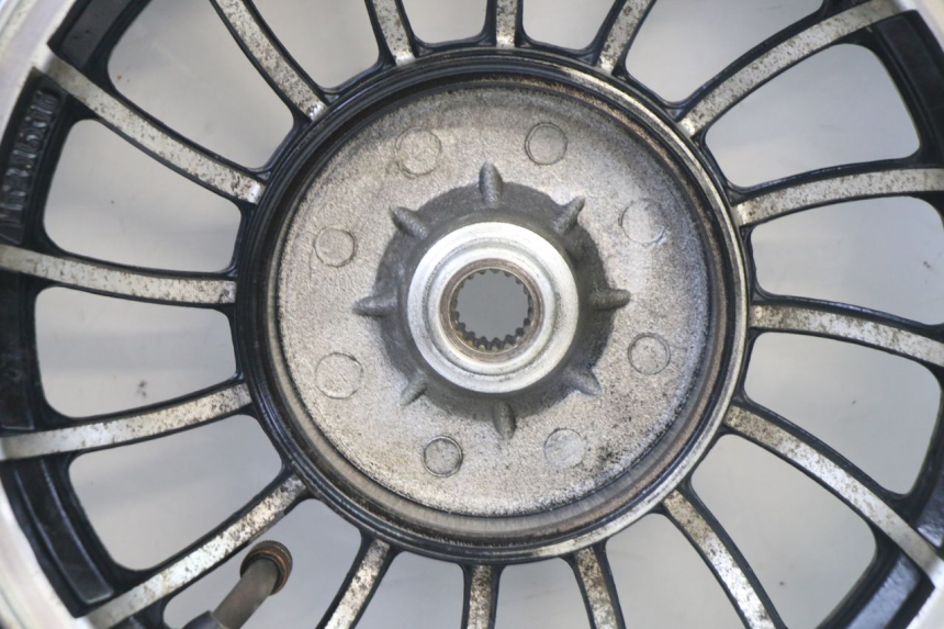 photo de OBRĘCZ TYLNA I OPONA VENESI FLY RETRO 4T 50 (2020 - 2025) - Widok produktu