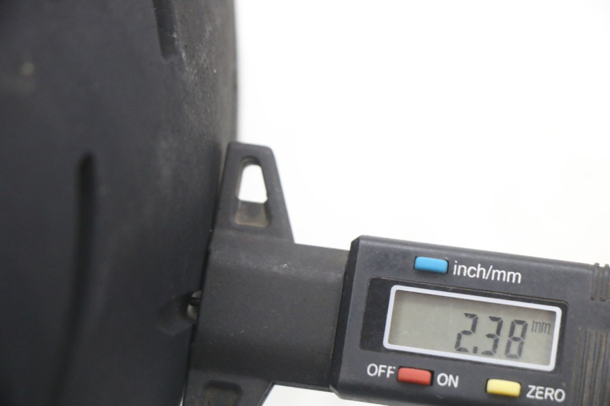 photo de OBRĘCZ TYLNA I OPONA SUZUKI GSF S BANDIT 600 (2000 - 2004) - Szczegół części