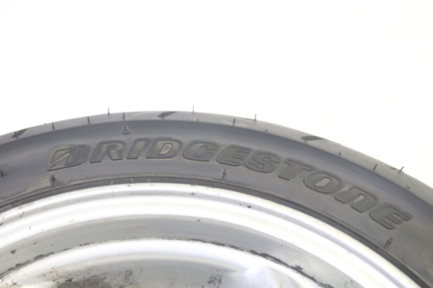 photo de OBRĘCZ TYLNA I OPONA SYM GTS EVO 125 (2009 - 2013) - Alternatywny kąt